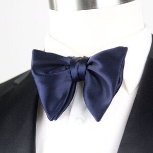 Camellucci Men's Self-tied‎ Bow Tie Big Butterfly Navy Charmeuse 100%Silk S722